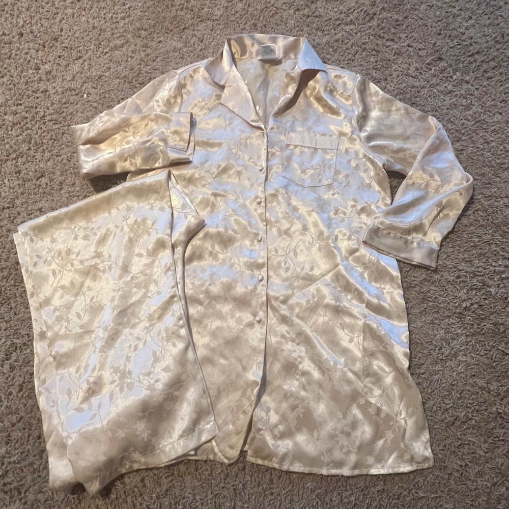 Inner Most Satin Pajama Set Cream Floral Jacquard Button Down Sleepwear Medium